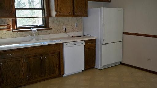 5th image of 14505 S Greenland Ave