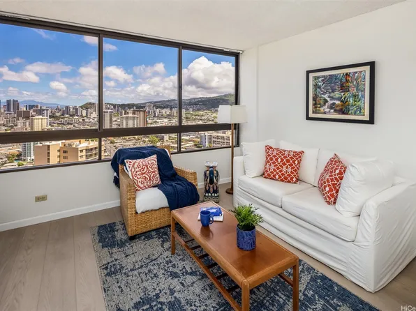 2499 Kapiolani Blvd APT 2804, Honolulu, HI 96826