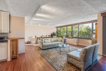10-46 Utopia Parkway in Beechhurst : Sales, Rentals