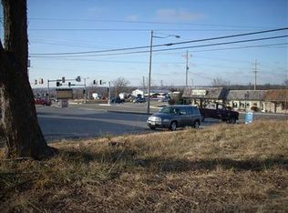 1604 S 3rd St, Ozark, MO 65721