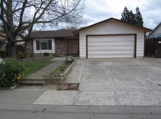 3525 Sunrise Pines Dr, Sacramento, CA