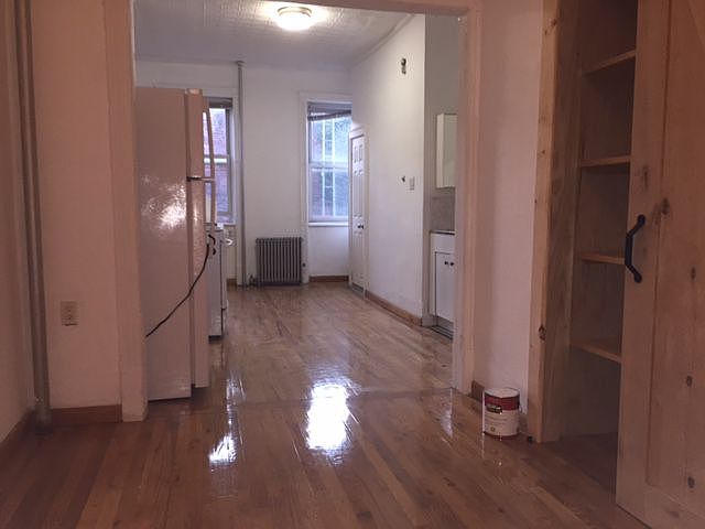 2nd image of 333 Manhattan Ave APT 2R