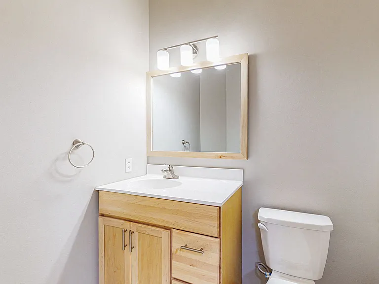 Cedar Pointe Townhomes — Photo 121