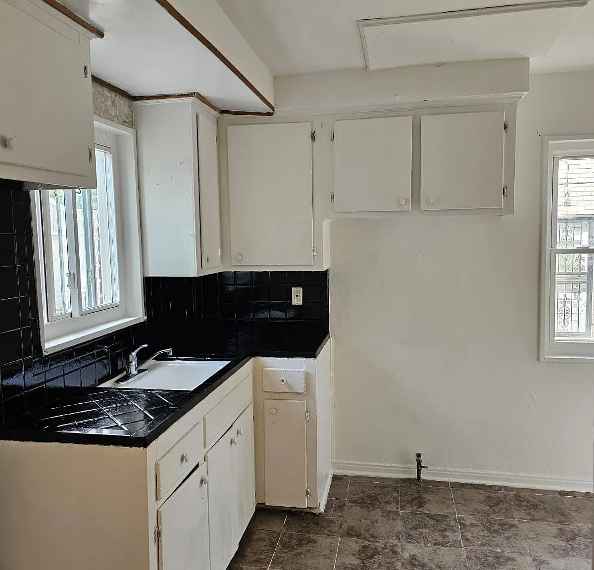 2 bed, 1066 sqft, $1,000 — Photo 2