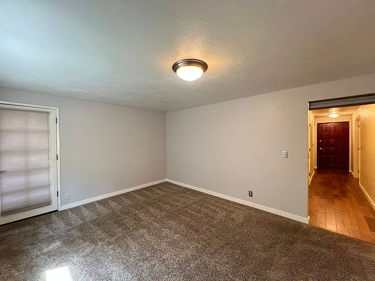 1796 Happy Ln — Photo 38