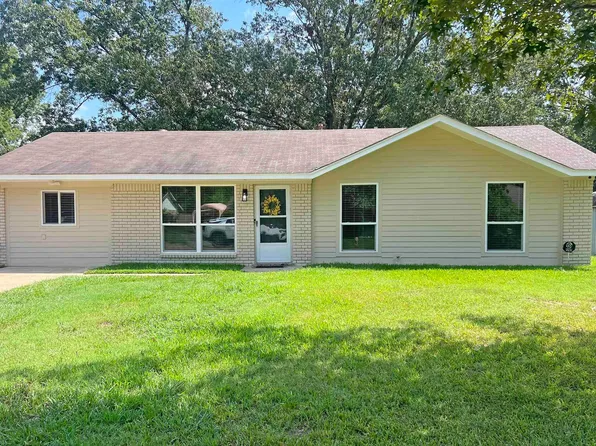 4702 Lawndale Dr, Texarkana, AR 71854