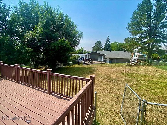 5th image of 6 Cypress Dr