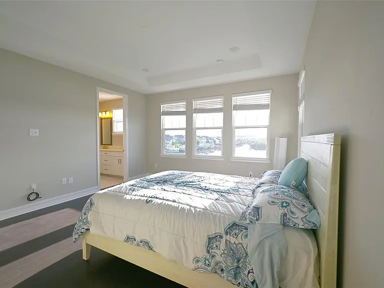 1056 Seagrape Dr — Photo 16