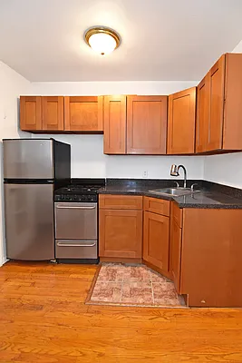 Rented by Ledvech Group | media 1