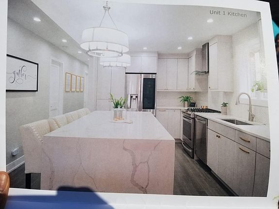 2nd image of 6832 N Hamlin Ave
