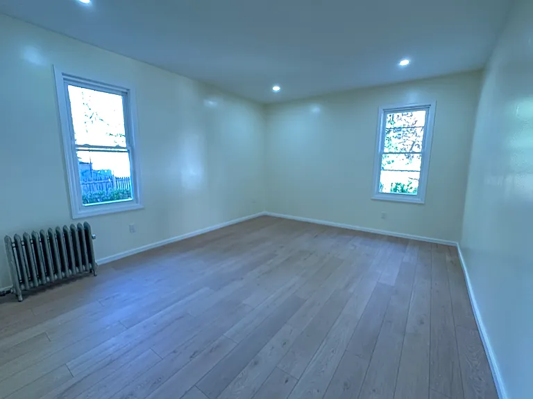 22 Cummings St #1 — Photo 7