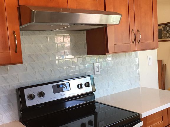 2nd image of 10720 Hale Pl