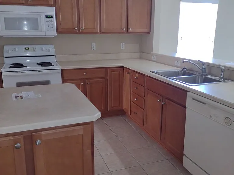 17408 SE 121st Cir — Photo 12