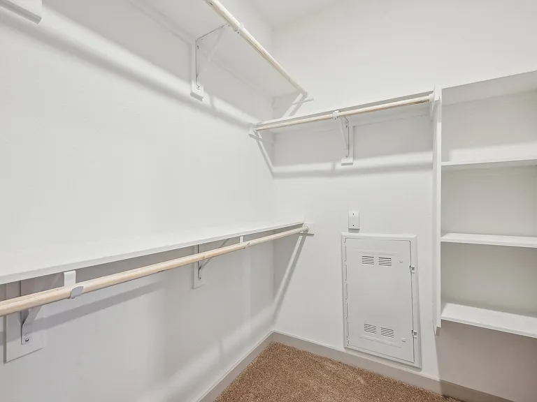 Alma Hub 121 — Photo 16