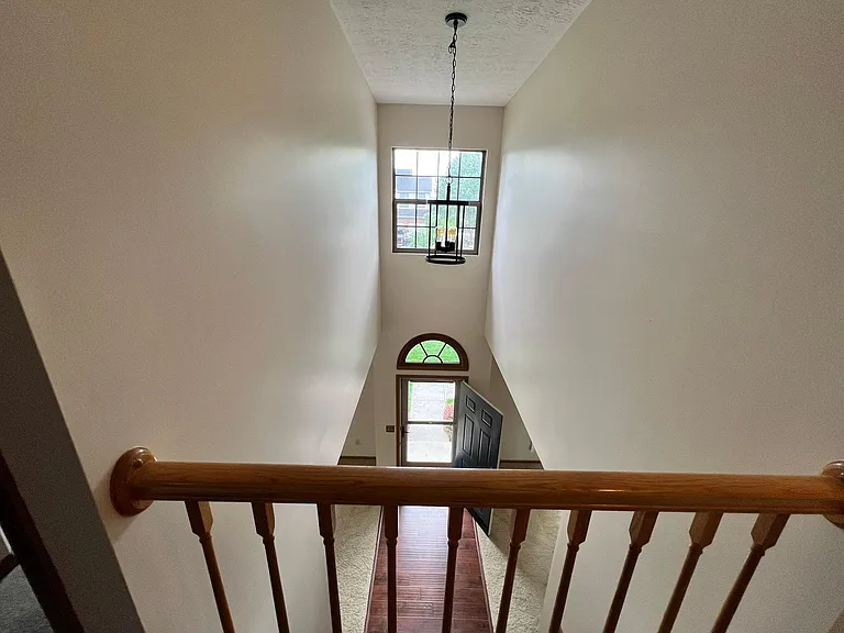 758 N Starr Dr — Photo 19