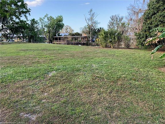 5th image of 1728 Lakeshore Dr