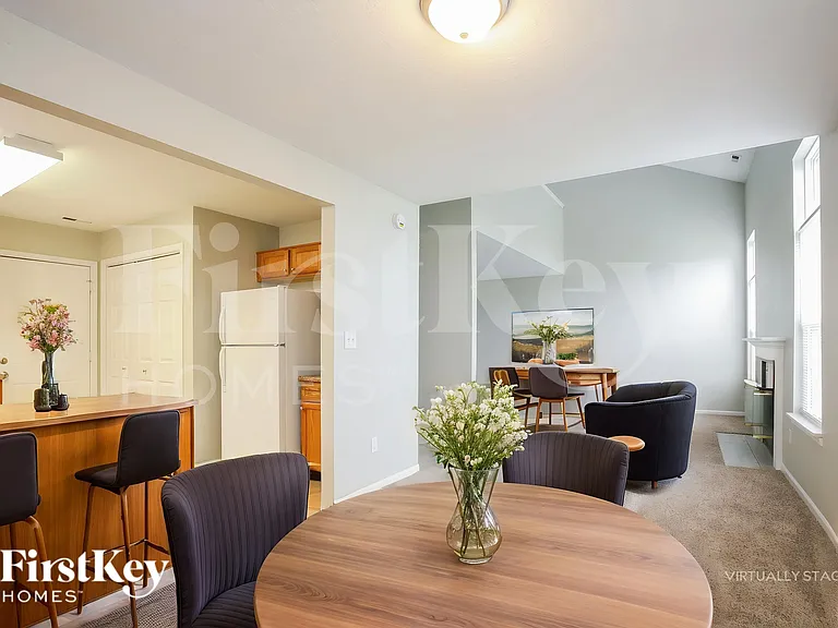4327 Autumn Crest Ct — Photo 7