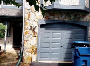 52 Redwood Ln, Newtown, PA 18940