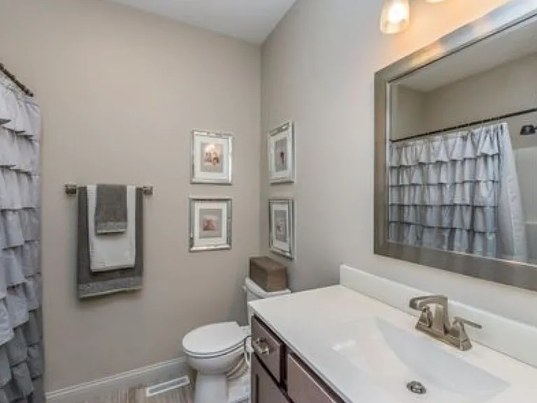 1348 Rolling Glen Dr — Photo 14