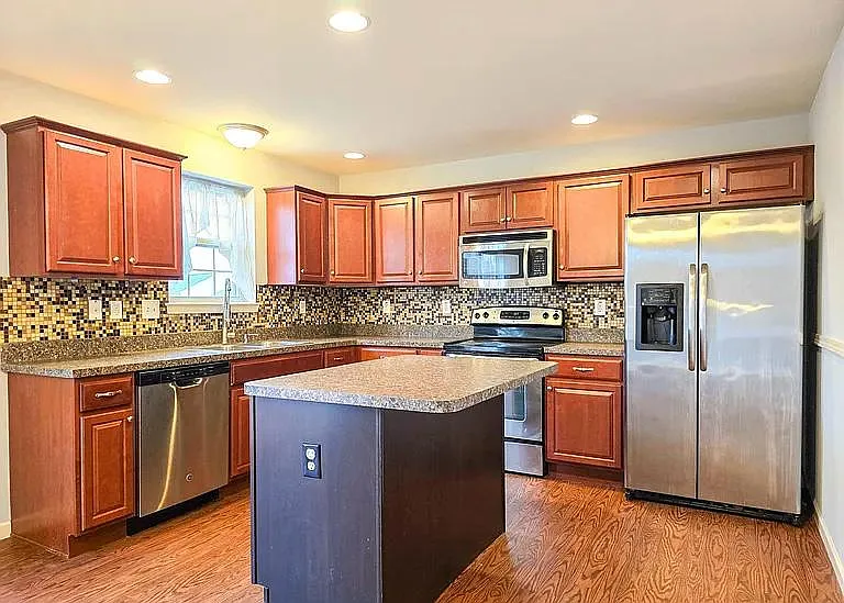 6419 Creekbend Dr #77 — Photo 7