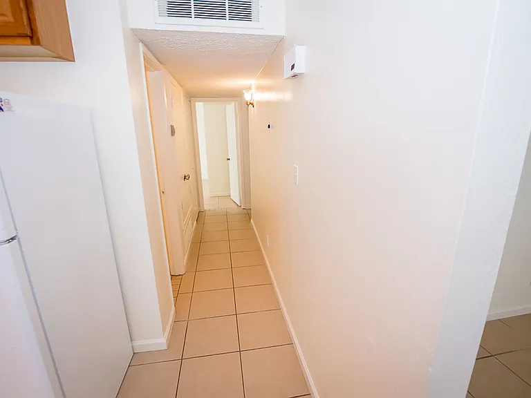 4937 E De Medici Dr — Photo 10