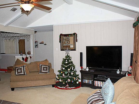 5th image of 2402 Shadbury Ct