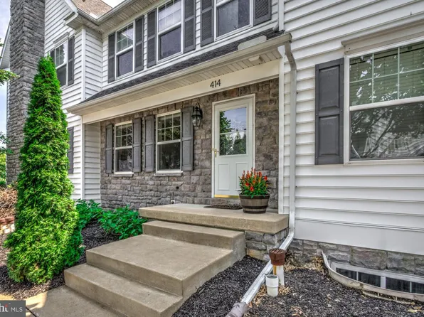 414 Shadetree Blvd, Marietta, PA 17547