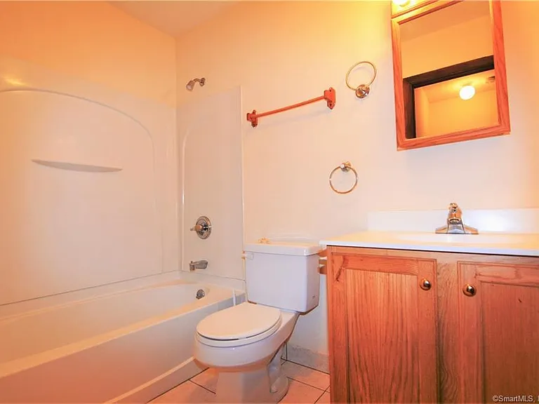 187 Scott Rd #2C — Photo 10