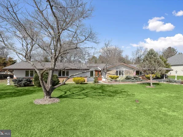 3410 Fielding Rd, Pikesville, MD 21208