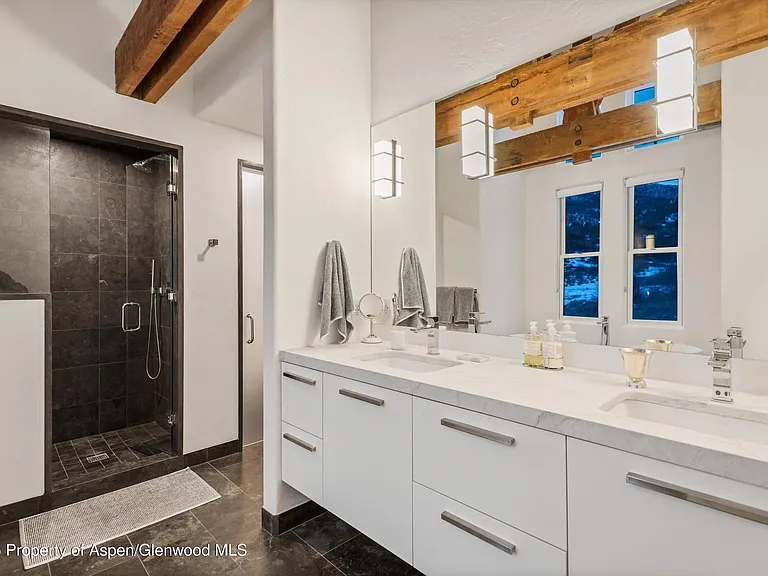 124 Trail Rider Ln — Photo 17
