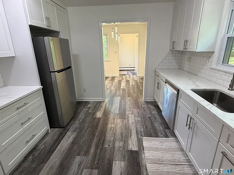 19 Old Town Rd — Photo 12