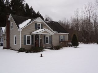 732 Plank Rd, Averill Park, NY 12018