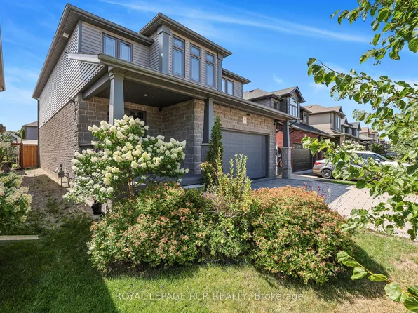 9 McIntyre Ln, Grand Valley, ON L9W 6T9