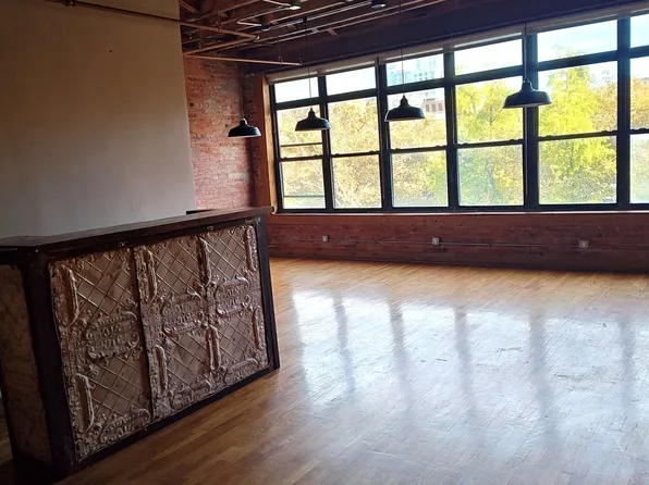 181 Chrystie Street image 4 of 13