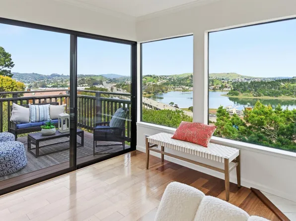 220 Headlands Court, Sausalito, CA 94965