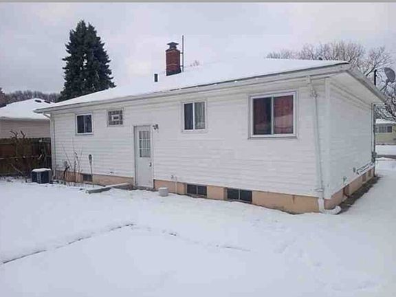 2nd image of 6474 Grosse Dr
