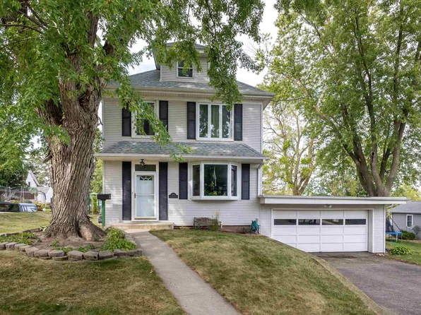 197 Concord St, Dubuque, IA 52003