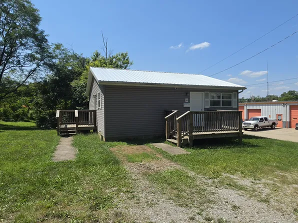 1023 N Jackson St, Bloomington, IN 47404