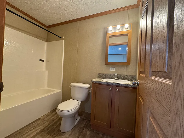 Brookside Manor — Photo 38