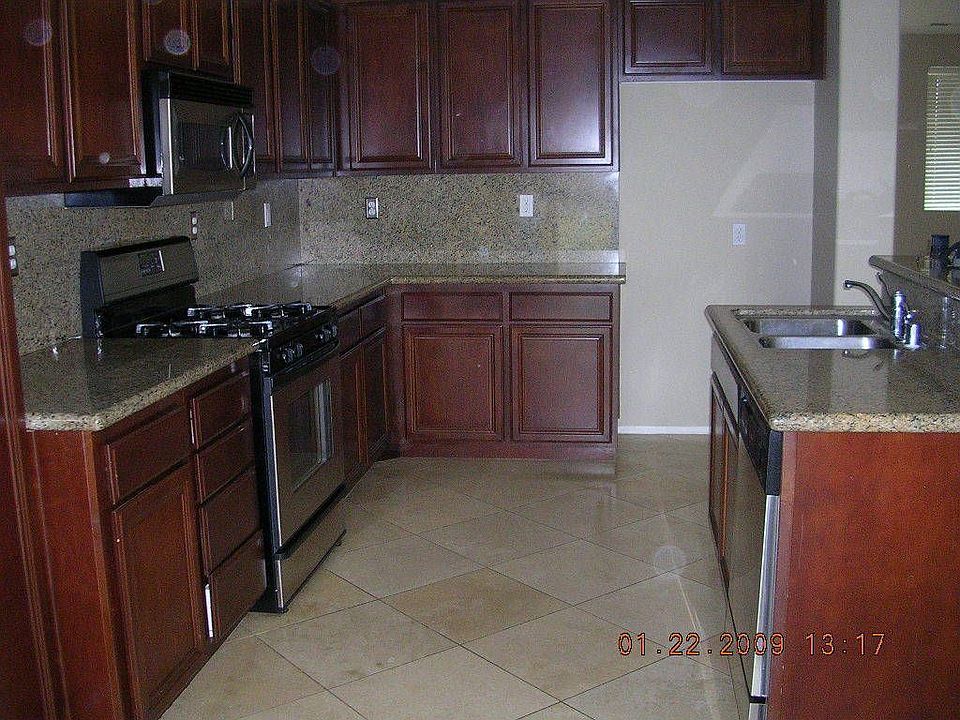 2nd image of 3463 Carlisle St