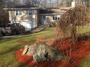 1046 Faunce Corner Rd, Dartmouth, MA 02747
