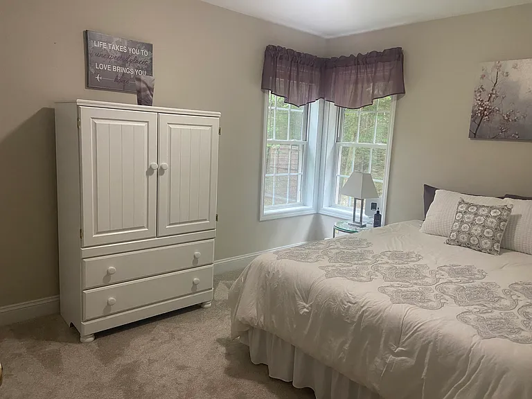 Back upstairs bedroom