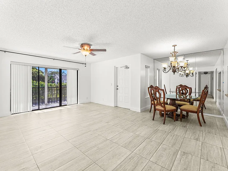 1117 Green Pine Blvd #D2 — Photo 9