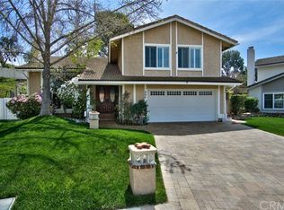 995 S La Salle Cir, Anaheim, CA 92807