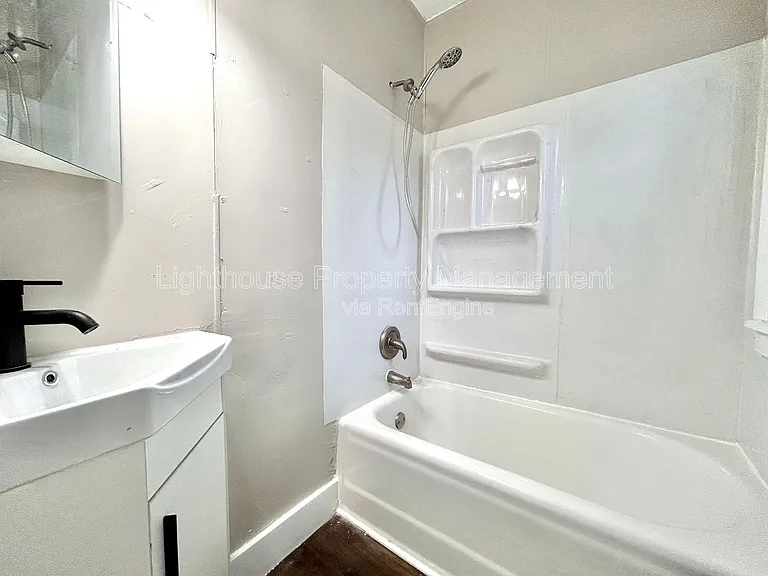 1768 Elwood St — Photo 7