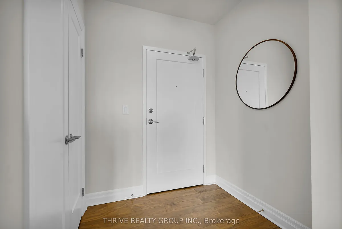 Building Photo - 505 Talbot St #2104