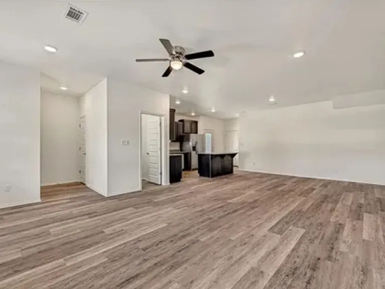 766 S Amarillo Ave — Photo 14