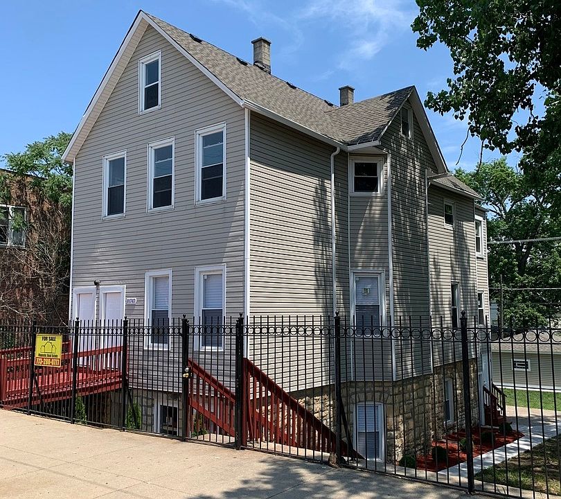 1st image of 10747 S Michigan Ave #3
