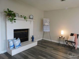 5827 Princeton Dr, Pensacola, FL 32526