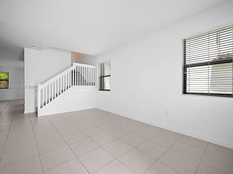 11949 SW 245th Ter — Photo 5